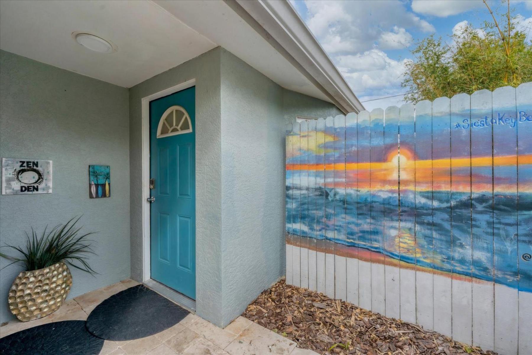 Beach Cottage With Heated Pool Just Off Siesta Key Sarasota Exterior foto